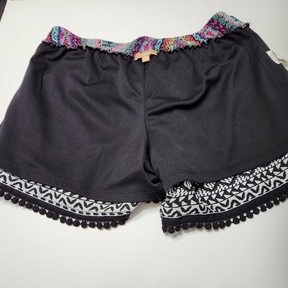 Takara Multicolored Shorts With Pockets Size Medium - Picture 3 of 7